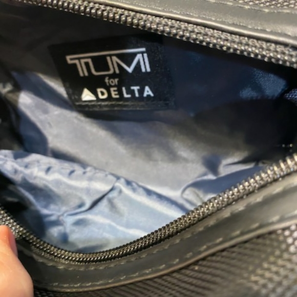 Cases - Picture 5 of 6